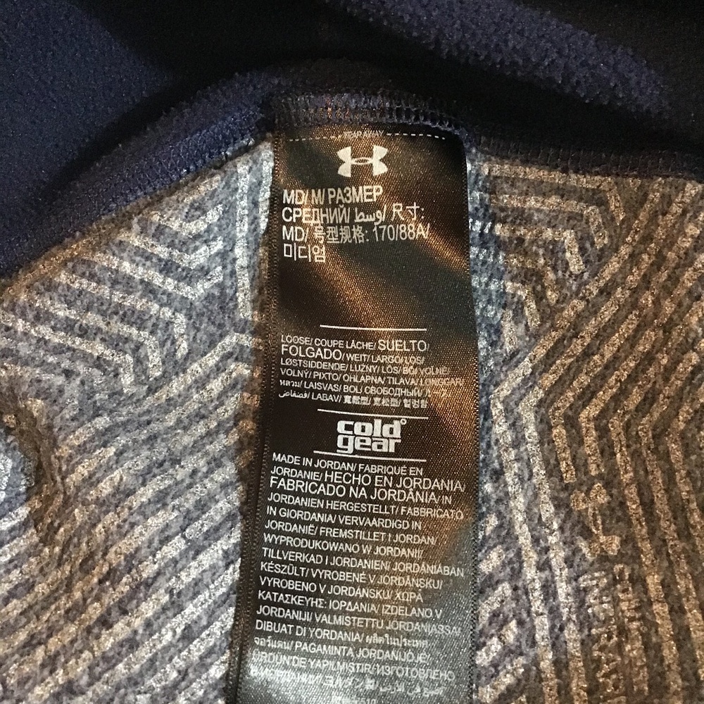 Under Armour Pullover - image 7